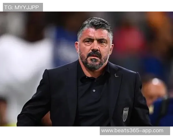 加图索与布冯亲临罗马比赛现场考察意大利球员表现