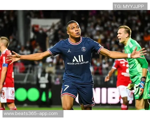 巴黎圣日耳曼14轮未能领跑积分榜历史重演或再遭夺冠梦碎