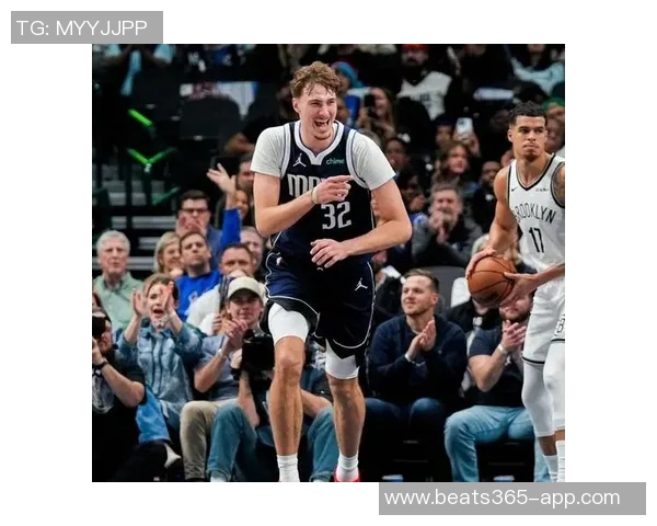 森林狼上半场狂胜独行侠17分里德表现出色弗拉格贡献6分克莱状态低迷未得分